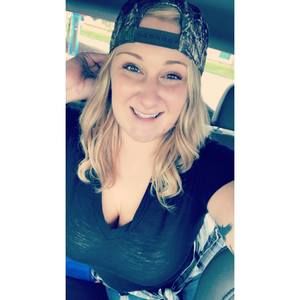 Meet your Posher, Katelyn